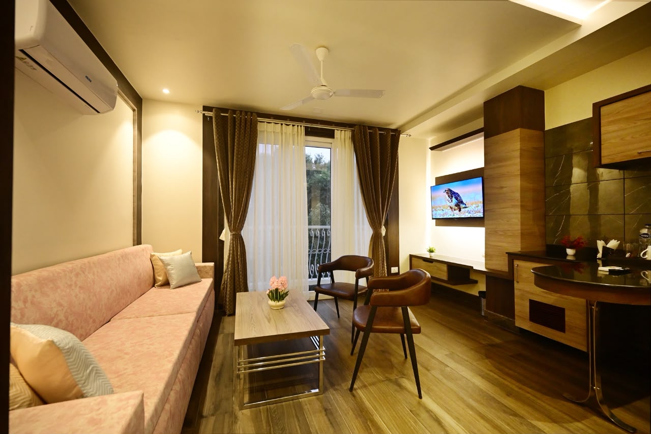 Suite living area at Coco Cabana